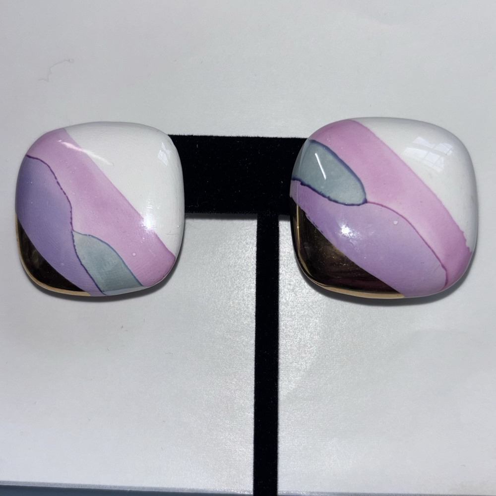 Vintage 1980's Purple, Pink & Blue Gold Tone Pierced Ceramic Earrings Retro